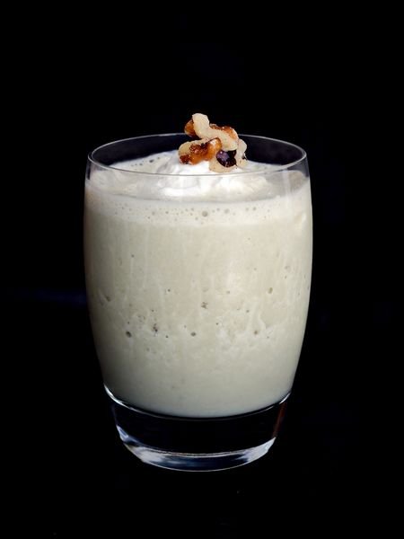 Caramel banana matcha smoothie recipe