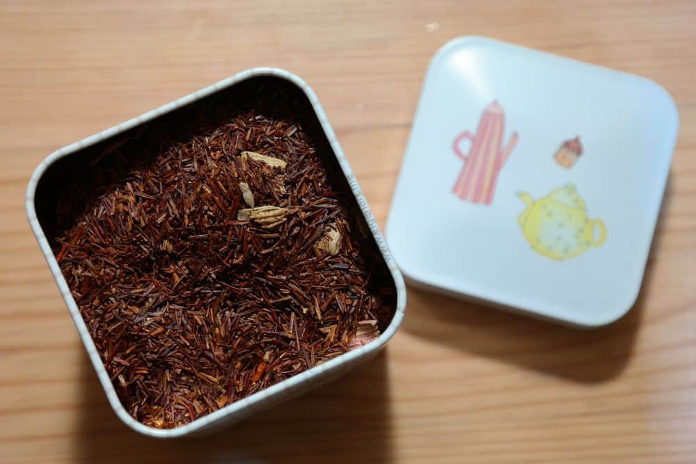 Tea leaves stored in a tin